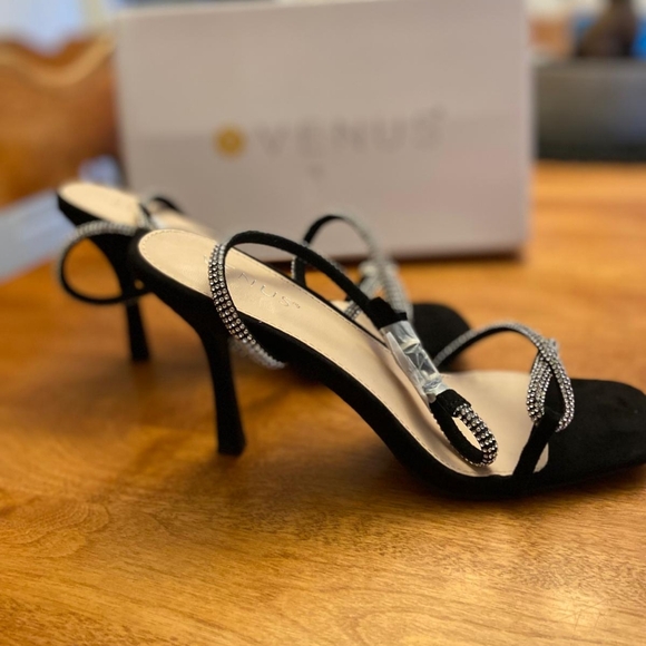 New black strappy heels size 9 - Picture 3 of 5